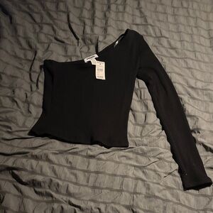 RSQ Black Ribbed Asymmetrical Crop Top